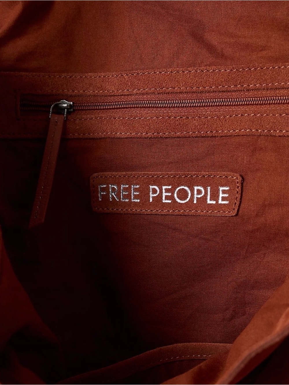 🌺Free People Suzie Suede Slouchy Tote Bag - Picture 4 of 10